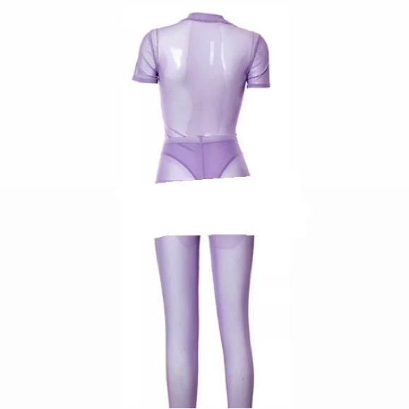 Two piece set - Picture 2 of 2